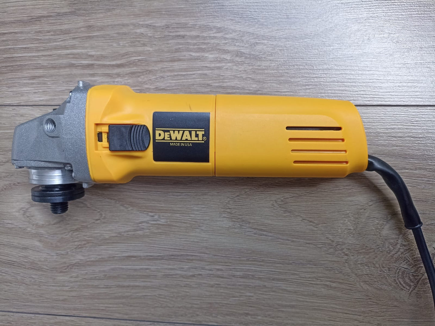 COMBO DEWALT: Taladro Percutor, Atornillador/Destornillador + Pulidora Profesional