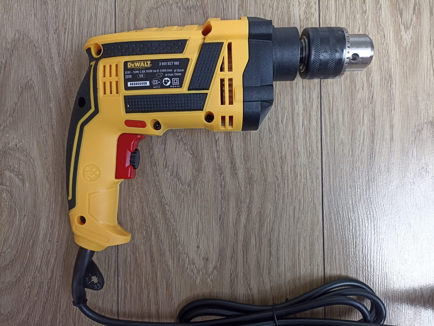 COMBO DEWALT: Taladro Percutor, Atornillador/Destornillador + Pulidora Profesional