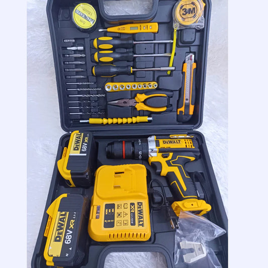 Taladro  DEWALT 68 Voltios -Inalámbrico con MALETIN DE ACCESORIOS