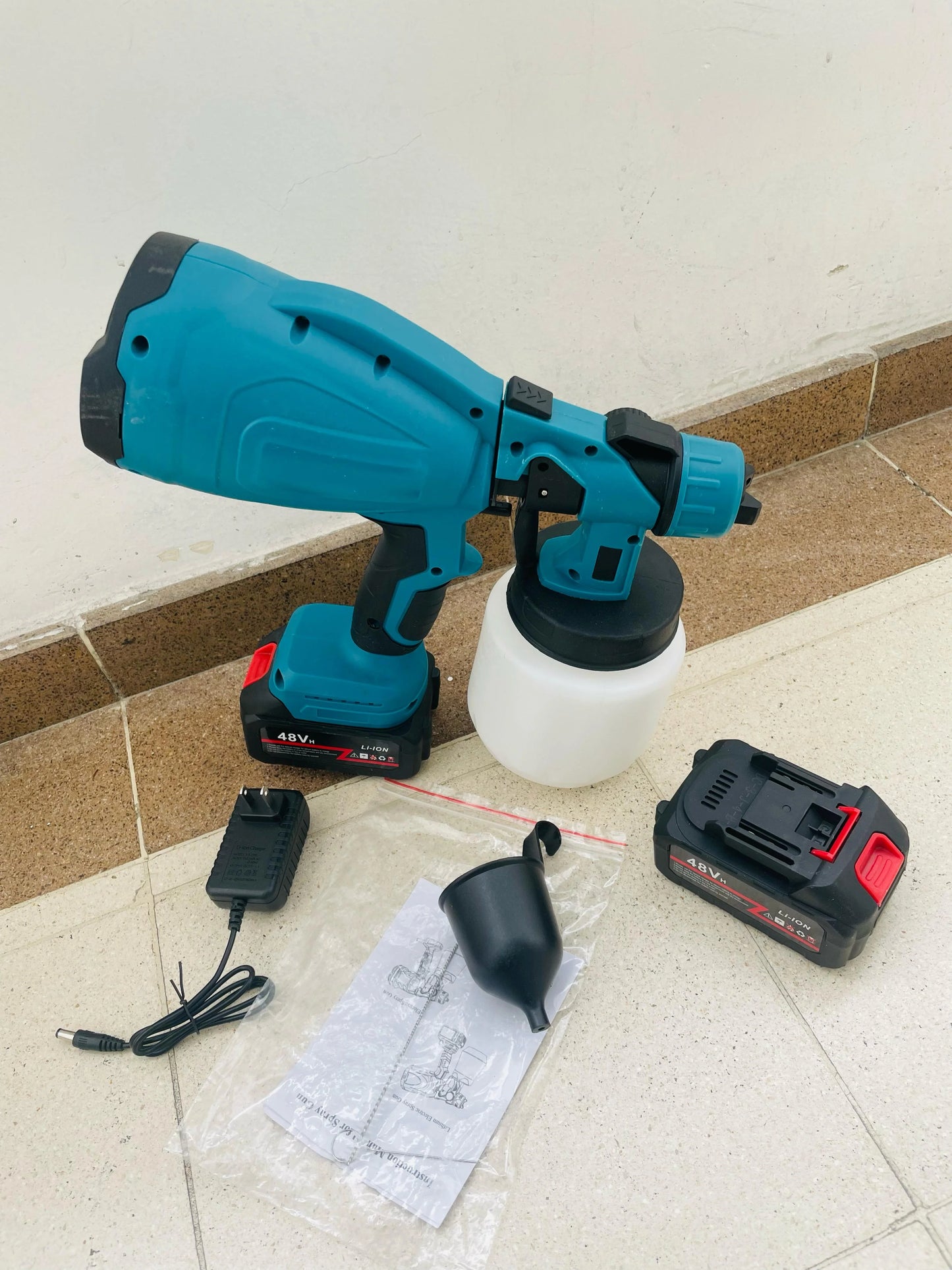Pistola Pulverizadora  MAKITA 2 Baterías inalámbrico